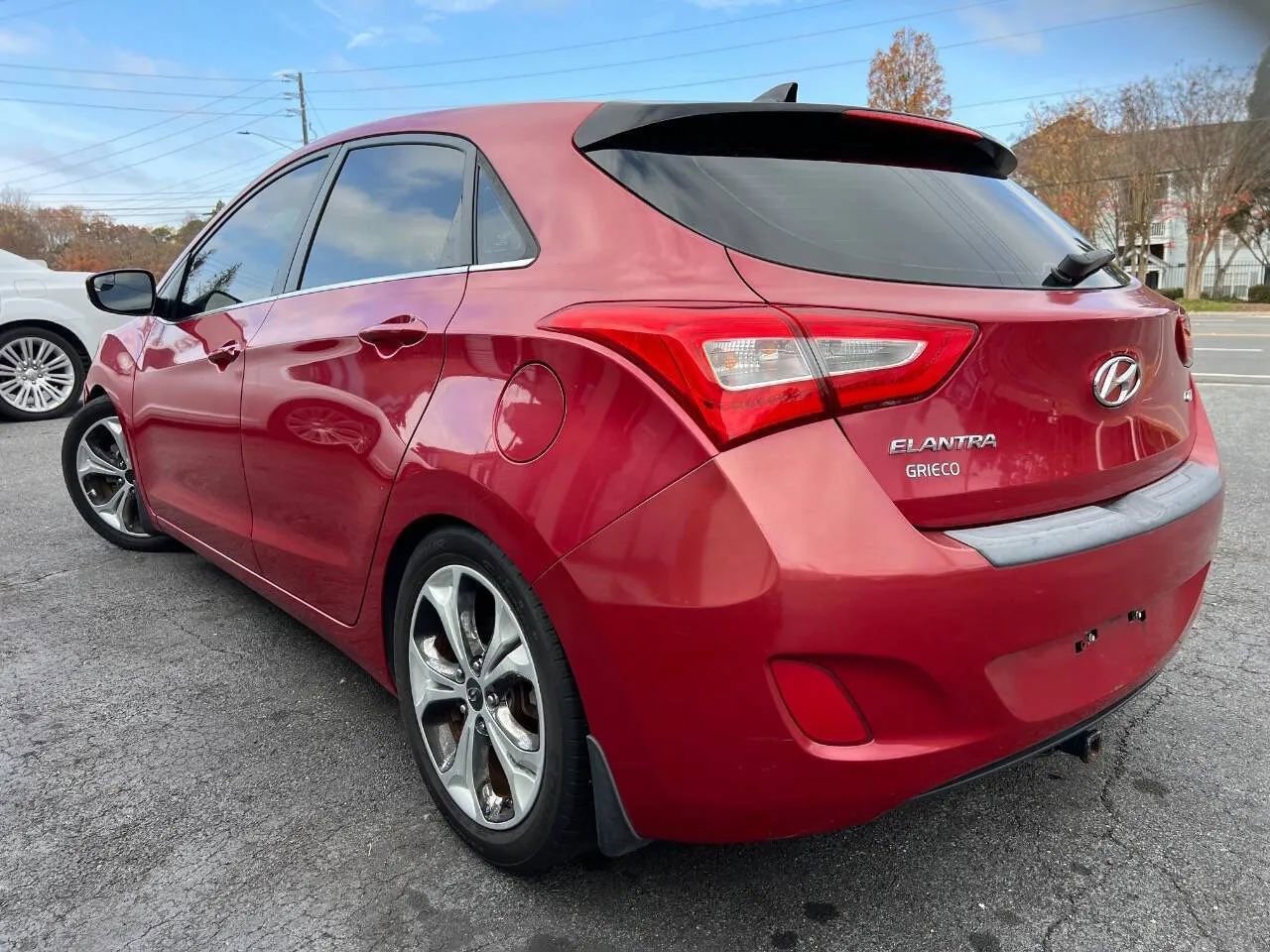 Used 2014 Hyundai Elantra GT w/ Option Group 03 image 8