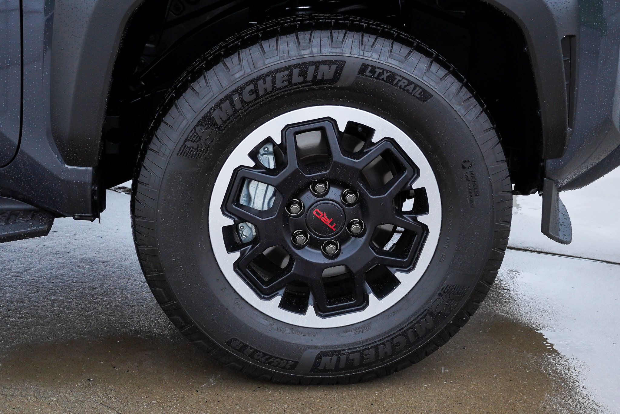 Certified 2025 Toyota 4Runner TRD Off-Road AWD/4WD image 10