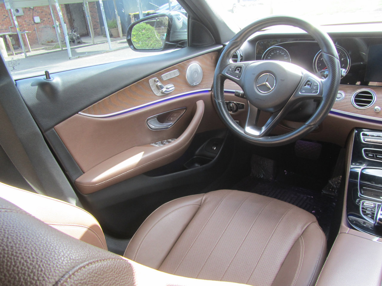 Used 2017 Mercedes-Benz E 300 image 12