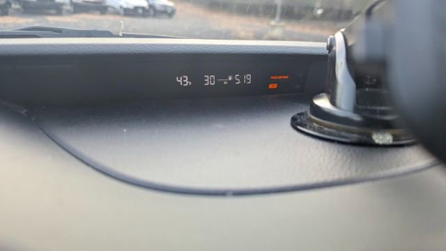 Used 2011 Subaru Outback 2.5i Premium w/ All-Weather Pkg image 32