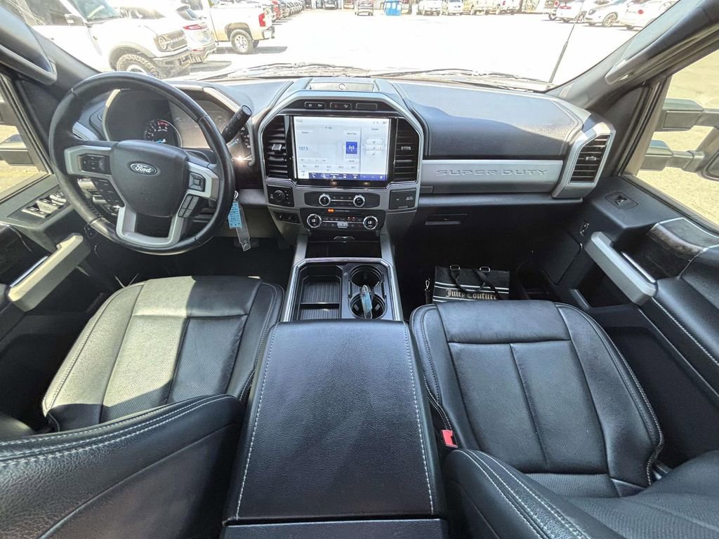 Used 2022 Ford F250 Lariat w/ Lariat Value Package AWD/4WD image 13