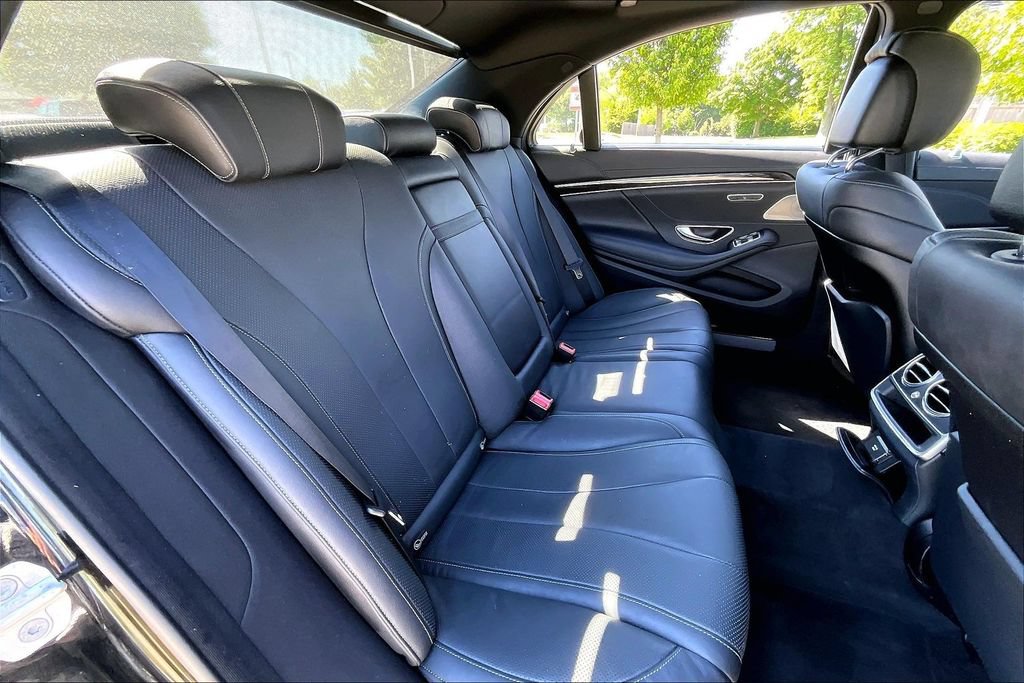 Used 2016 Mercedes-Benz S 550 4MATIC Sedan image 30