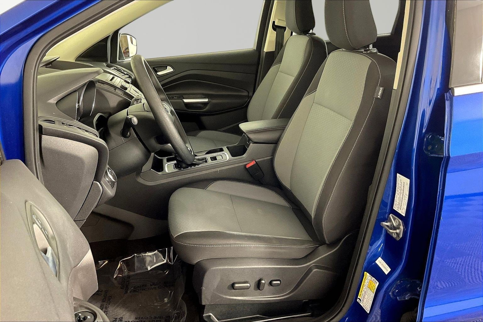 Used 2018 Ford Escape SE image 21