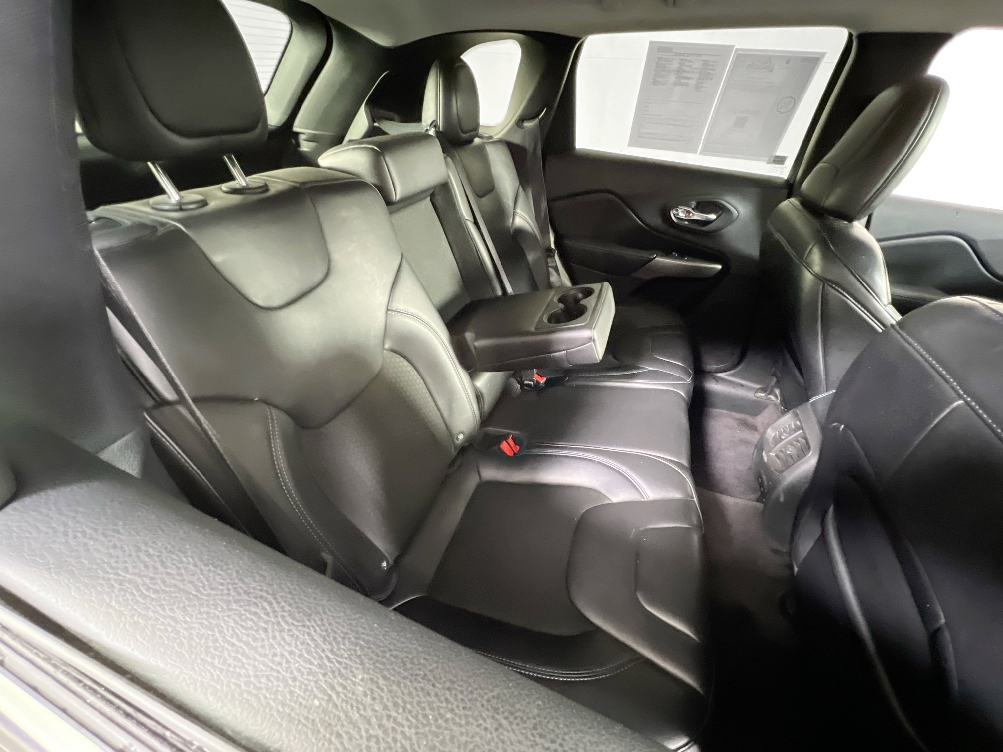 Used 2019 Jeep Cherokee Latitude Plus w/ Cold Weather Group image 25