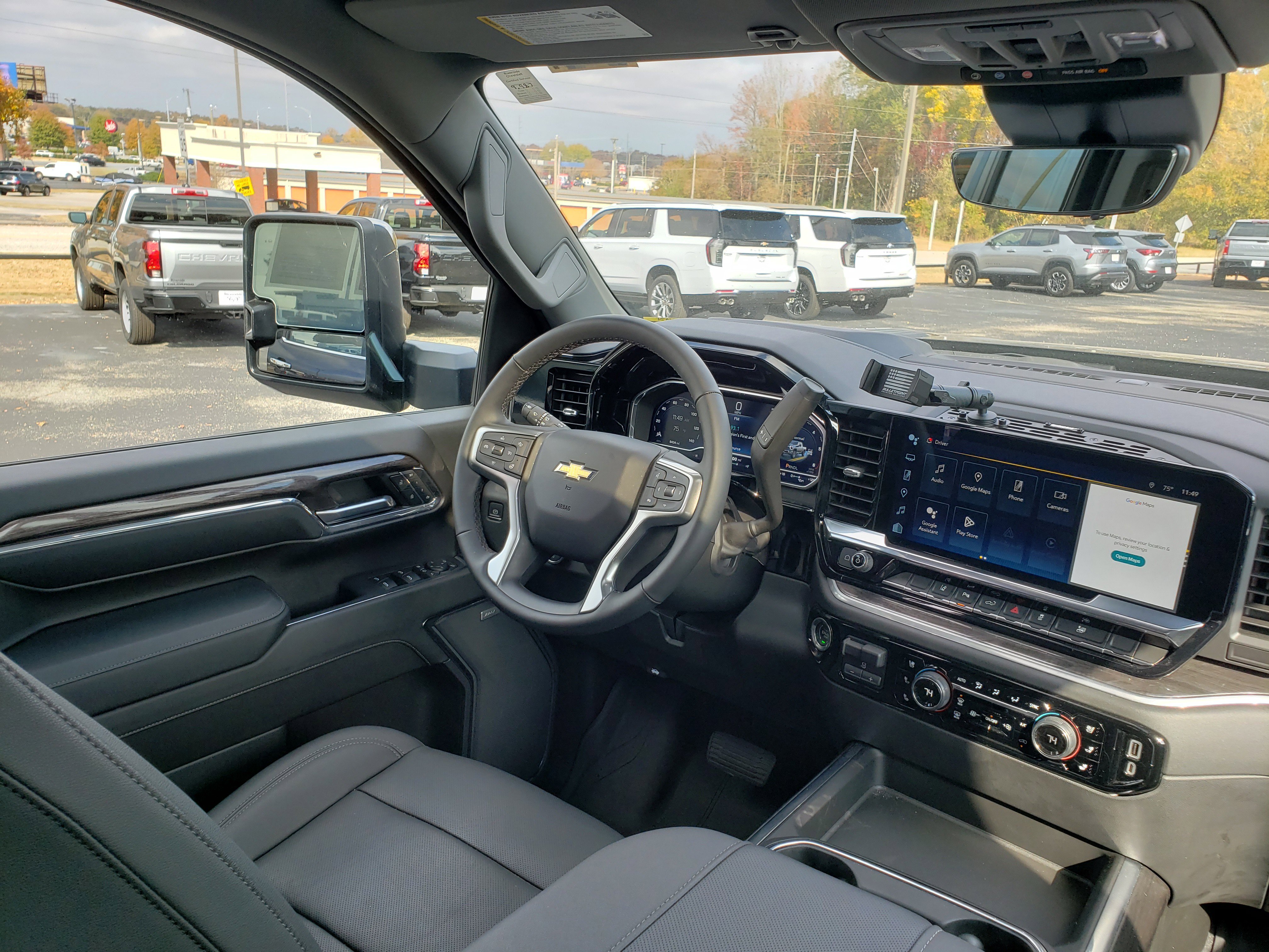 Used 2024 Chevrolet Silverado 3500 LTZ w/ LTZ Plus Package image 39