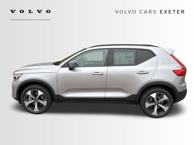 New 2026 Volvo XC40 B5 Plus w/ Protection Package Premier AWD/4WD image 3