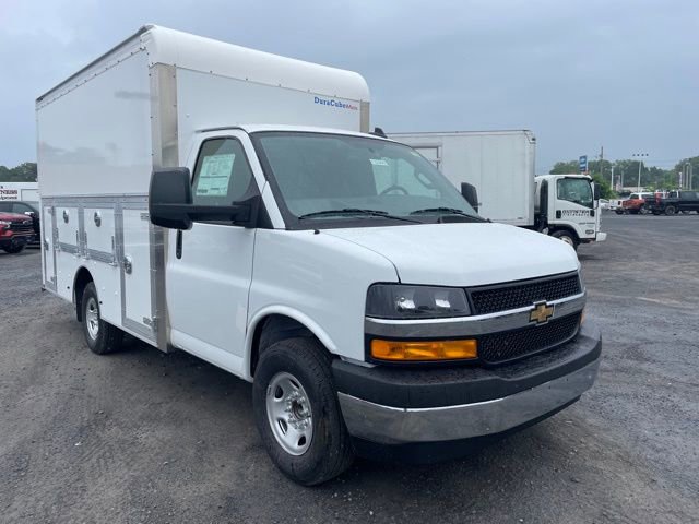 New 2025 Chevrolet Express 3500 w/ Power Convenience Package
