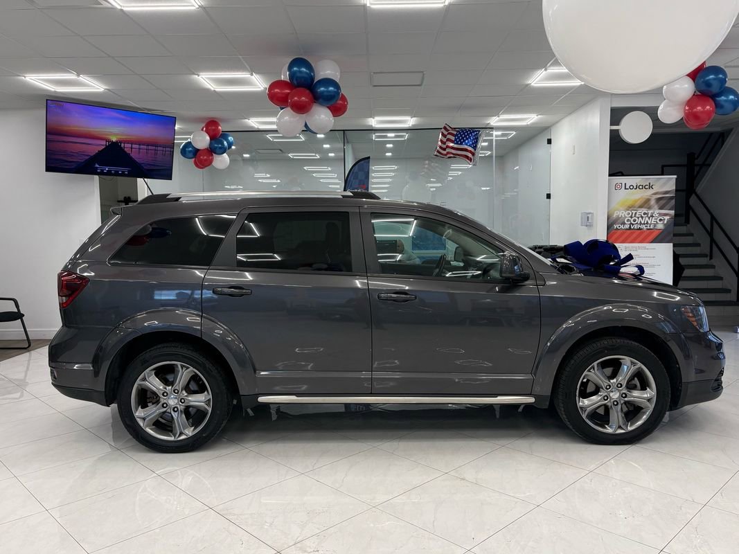 Used 2017 Dodge Journey Crossroad image 5