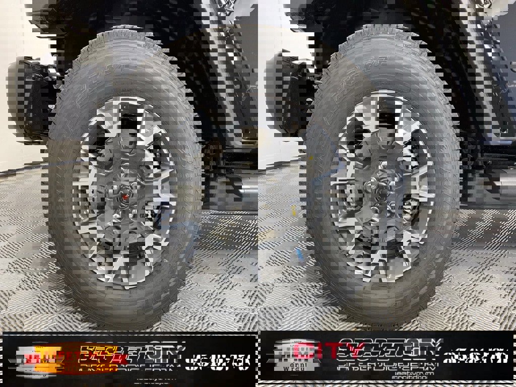 New 2026 Jeep Gladiator Sport image 9