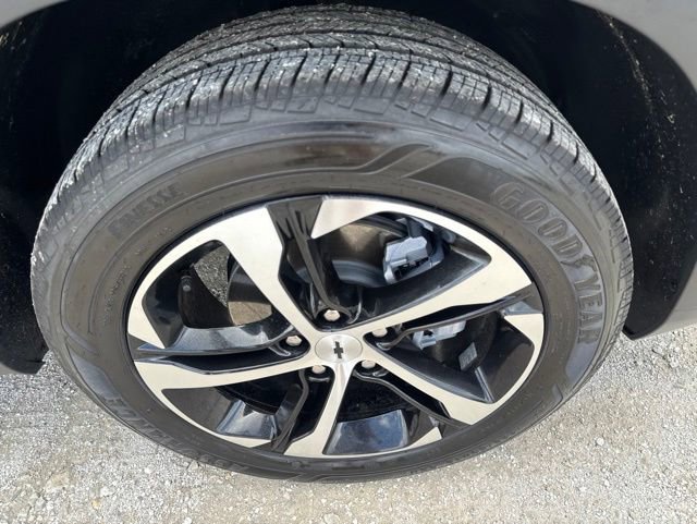 Used 2026 Chevrolet Trax RS w/ Sunroof Package FWD image 7