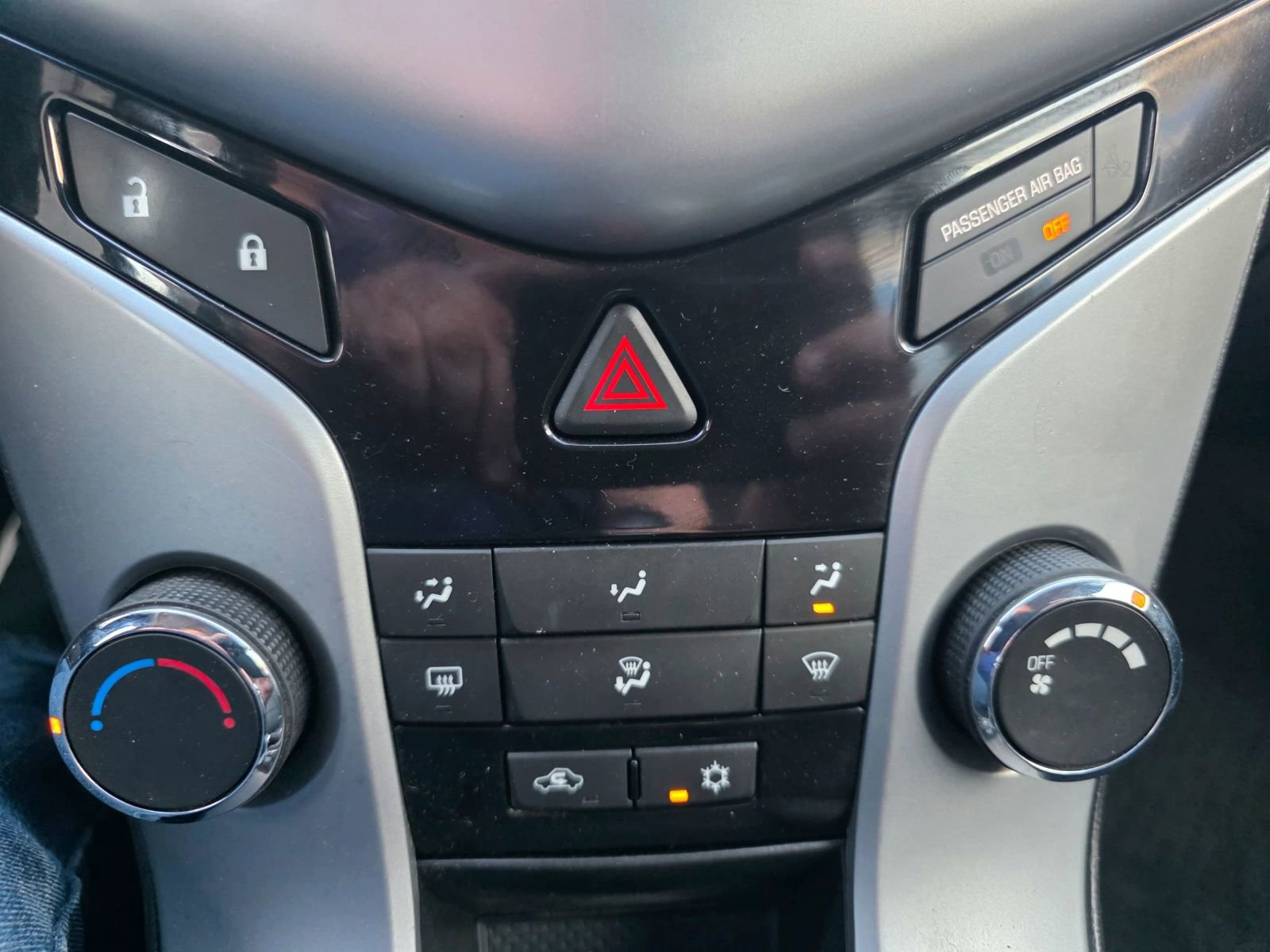 Used 2012 Chevrolet Cruze LT w/ RS Package FWD image 15