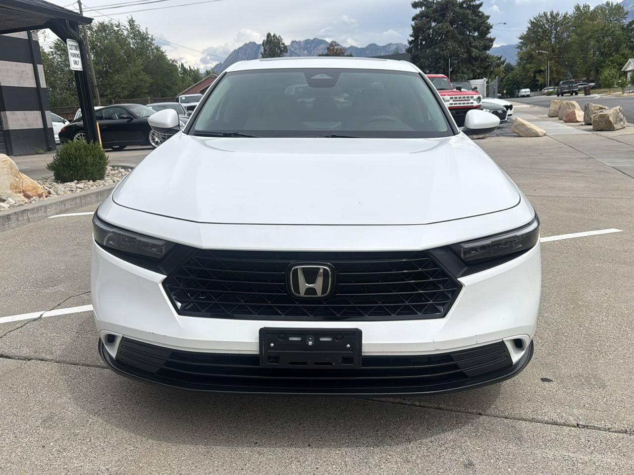 Used 2024 Honda Accord EX image 2