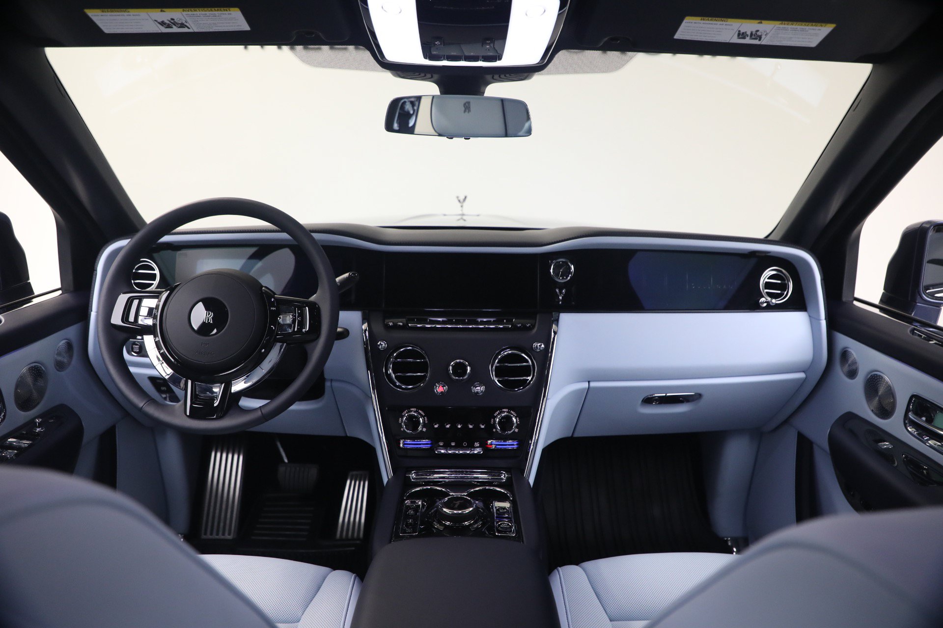 Certified 2025 Rolls-Royce Cullinan AWD/4WD image 4