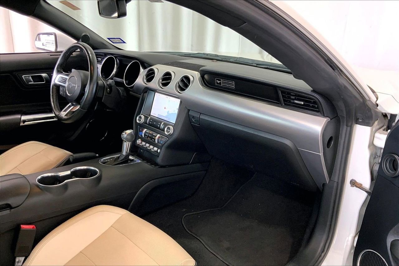 Used 2020 Ford Mustang Premium image 28