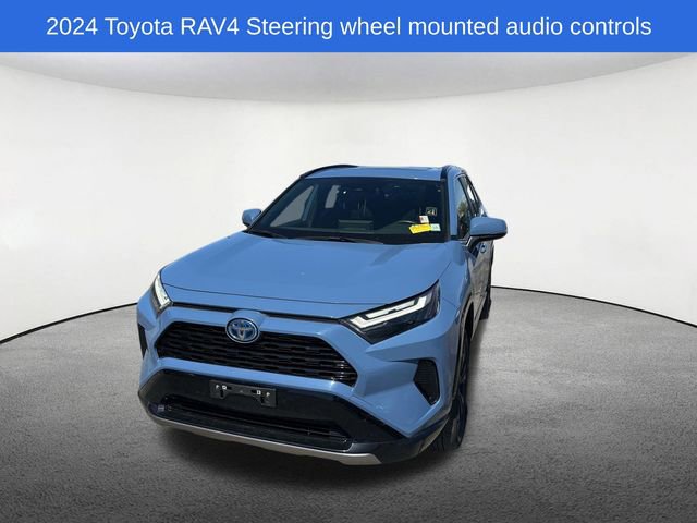 Used 2024 Toyota RAV4 SE w/ Convenience Package AWD/4WD image 13