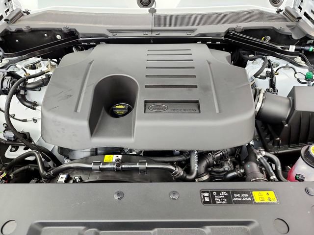 New 2026 Land Rover Defender 110 X-Dynamic SE AWD/4WD image 32