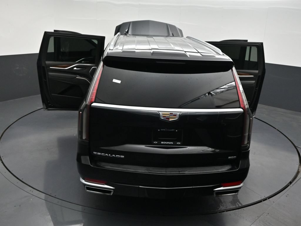 Used 2021 Cadillac Escalade ESV Premium Luxury w/ Driver Assist Tech Package RWD image 37