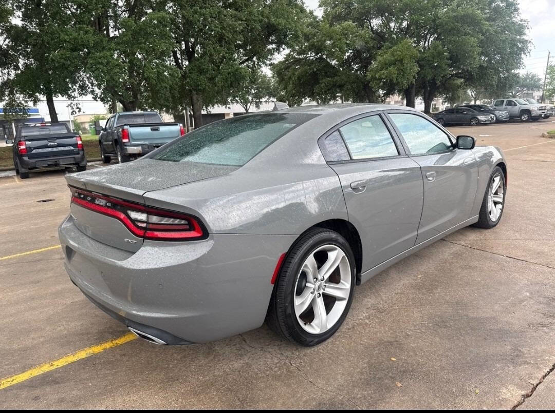 Used 2018 Dodge Charger SXT Plus w/ Quick Order Package 29J image 3