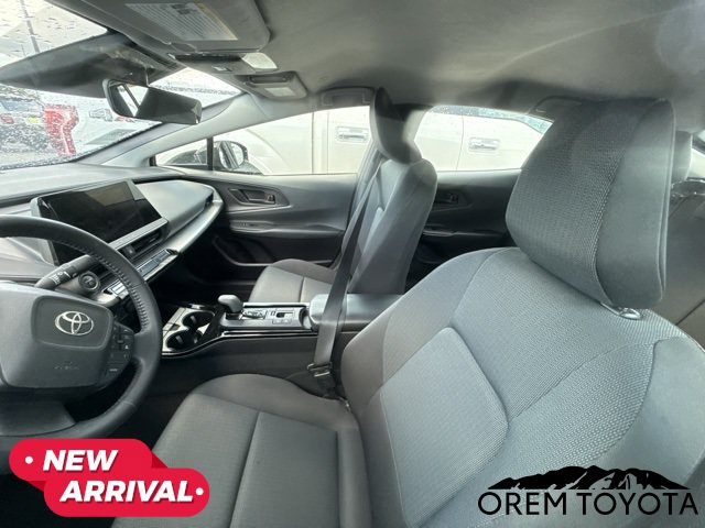 Used 2025 Toyota Prius LE FWD image 15