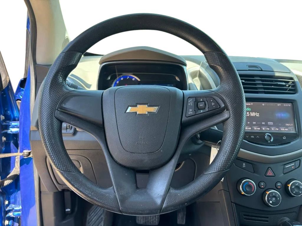 Used 2016 Chevrolet Trax LS AWD/4WD image 12