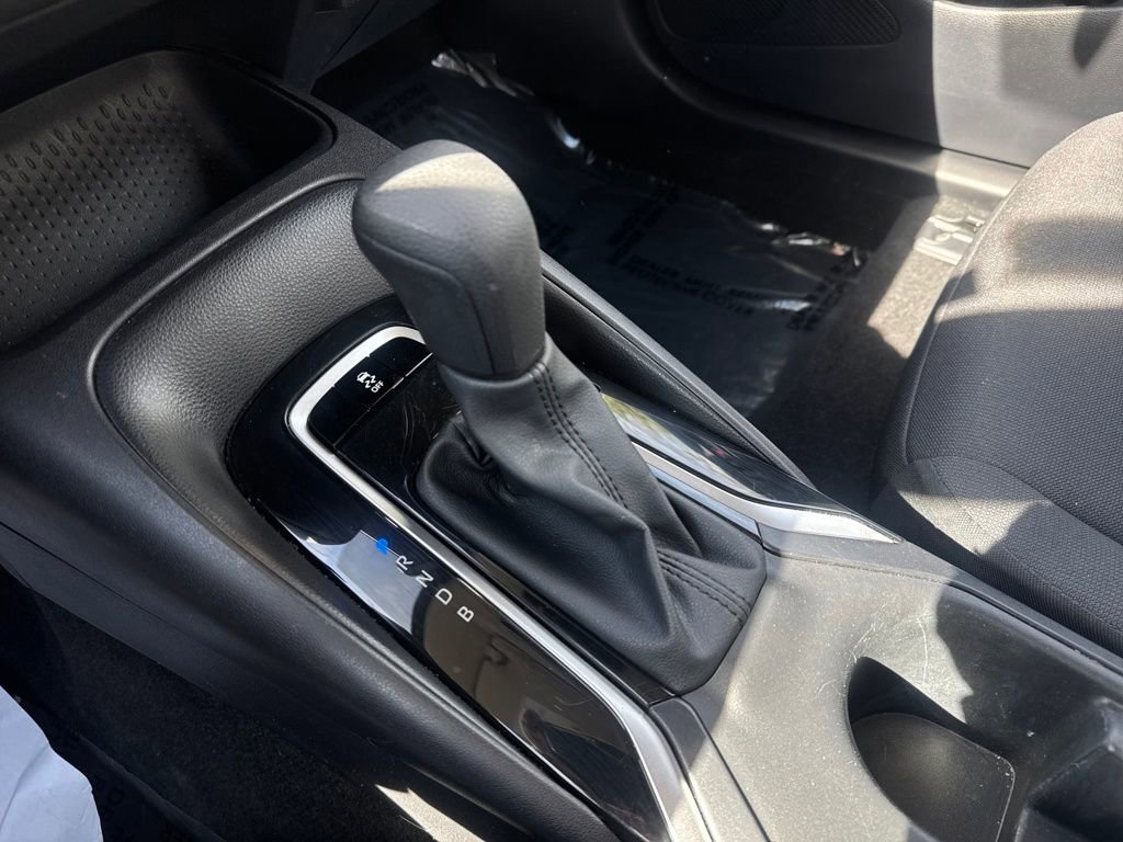 Used 2025 Toyota Corolla LE image 17