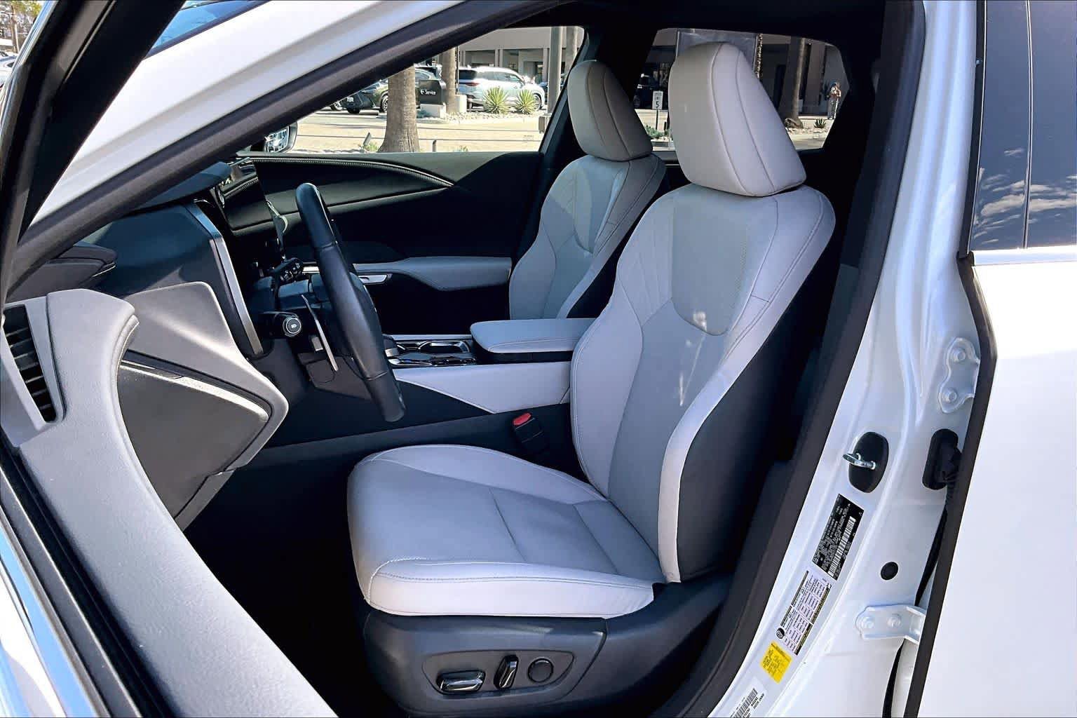 Used 2023 Lexus RX 350 Premium FWD image 7