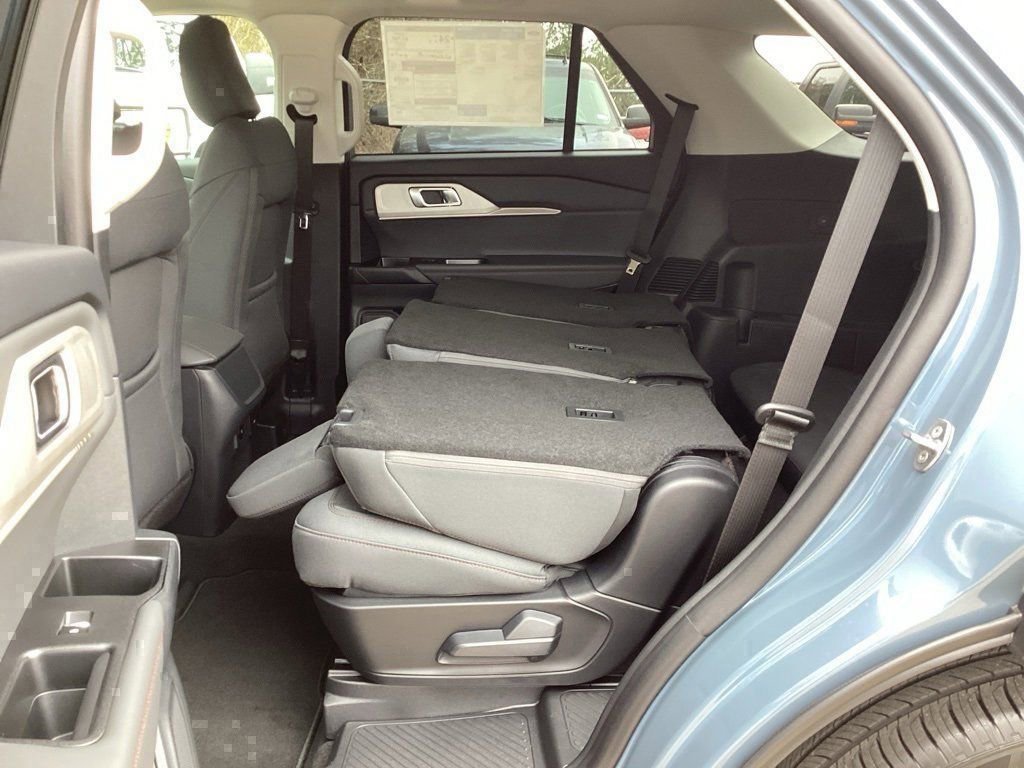 New 2026 Ford Explorer Active image 45