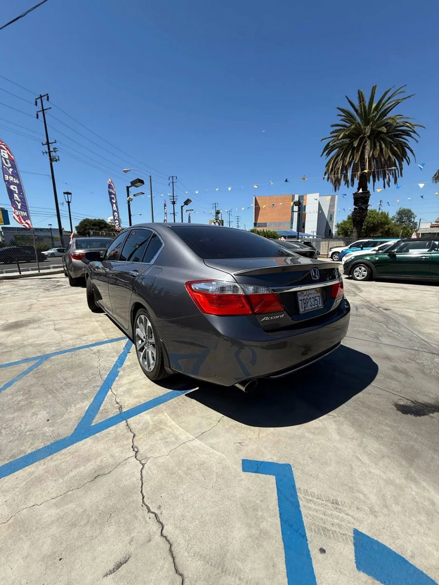 Used 2014 Honda Accord Sport image 7
