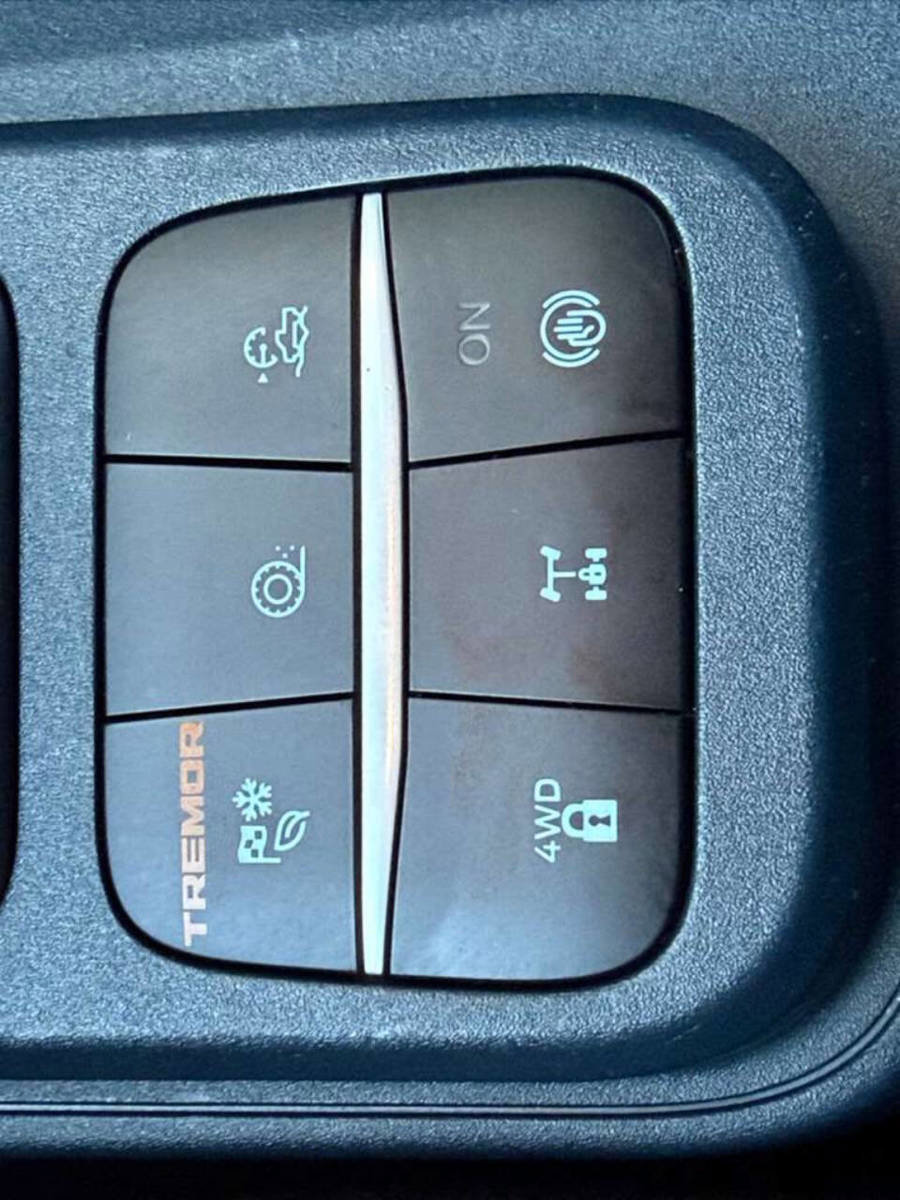 Used 2024 Ford Maverick Tremor w/ Tremor Off-Road Package image 30