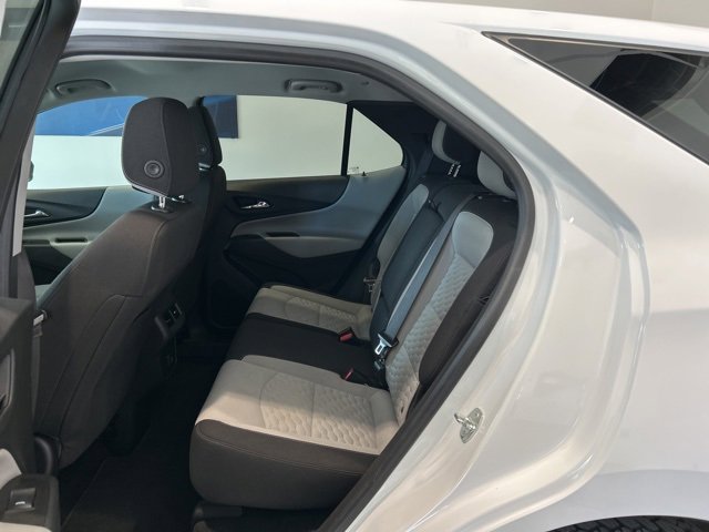 Used 2021 Chevrolet Equinox LS w/ LS Convenience Package image 16