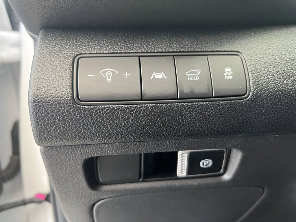 Used 2023 Hyundai Santa Fe SEL image 10