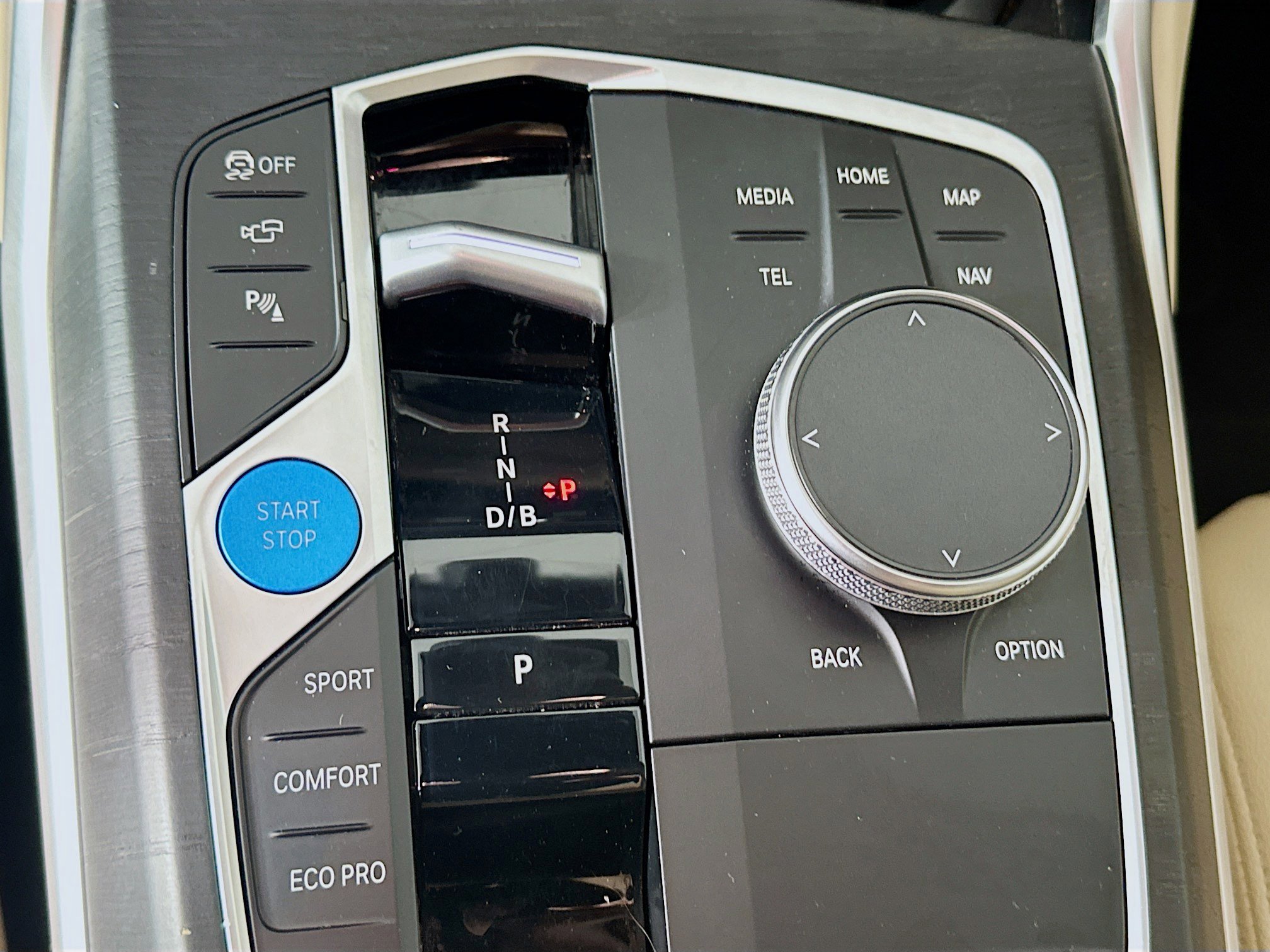 Used 2024 BMW i4 eDrive35 w/ Premium Package RWD image 25