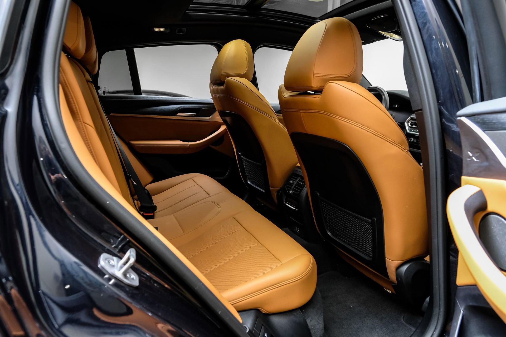 Used 2024 BMW X4 M40i image 39