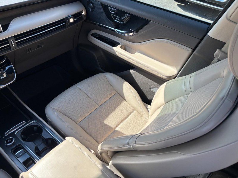 Certified 2023 Lincoln Corsair Reserve w/ Equipment Group 202A image 14