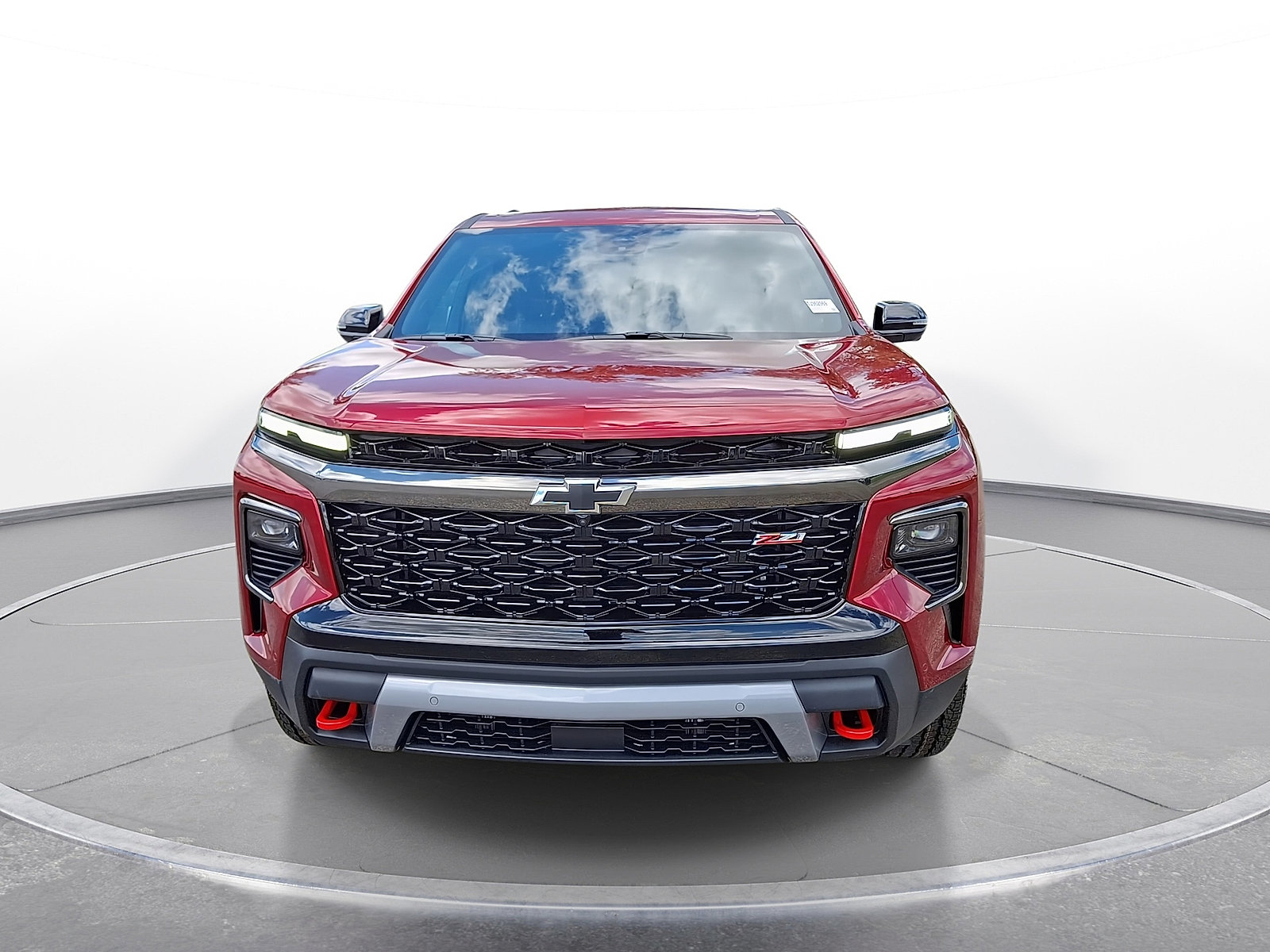 New 2026 Chevrolet Traverse Z71 w/ Enhanced Driving Package AWD/4WD image 3