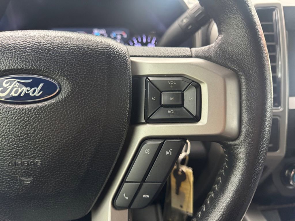Used 2018 Ford F250 Lariat w/ Lariat Value Package AWD/4WD image 21