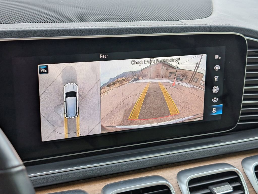 Used 2022 Mercedes-Benz GLS 450 4MATIC image 16