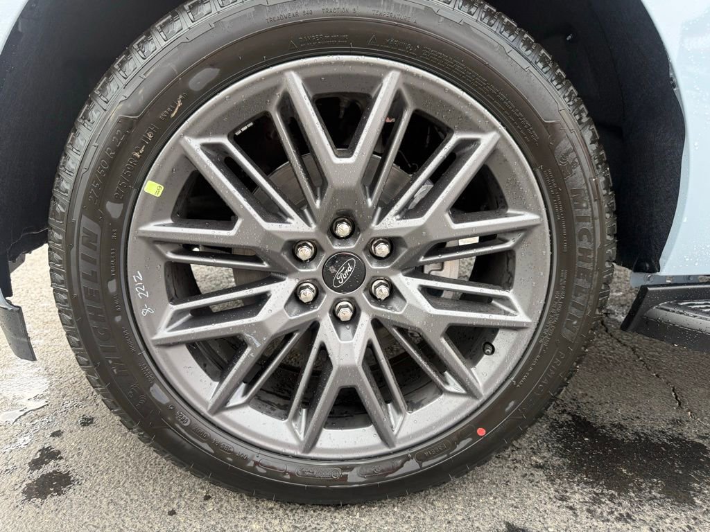 New 2026 Ford Expedition Max Platinum image 9