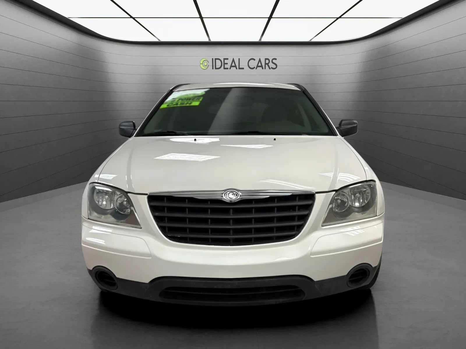 Used 2005 Chrysler Pacifica 2WD image 2
