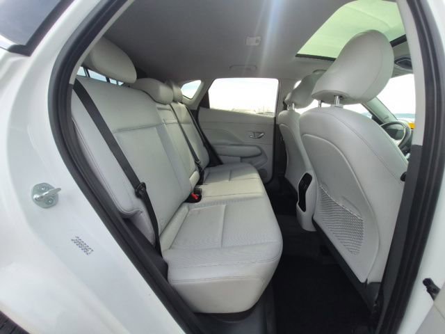 Used 2024 Hyundai Kona Limited AWD/4WD image 13