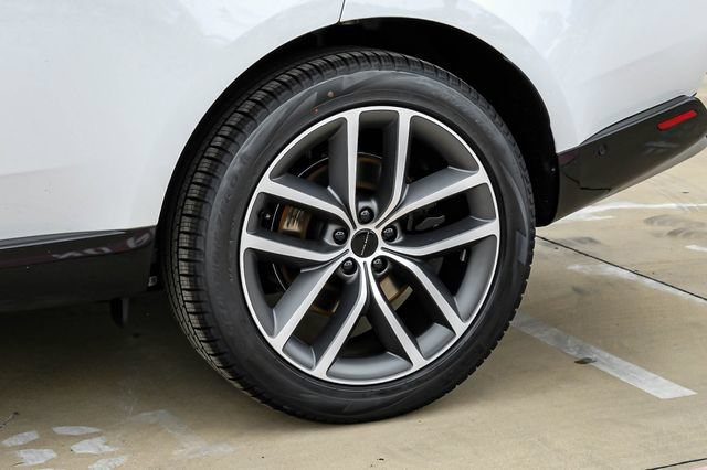 New 2026 Land Rover Range Rover SE AWD/4WD image 70