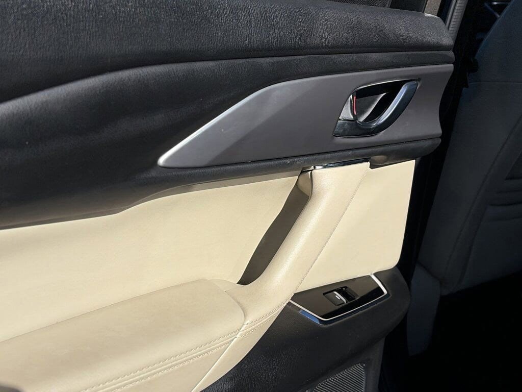 Used 2017 MAZDA CX-9 Grand Touring image 24