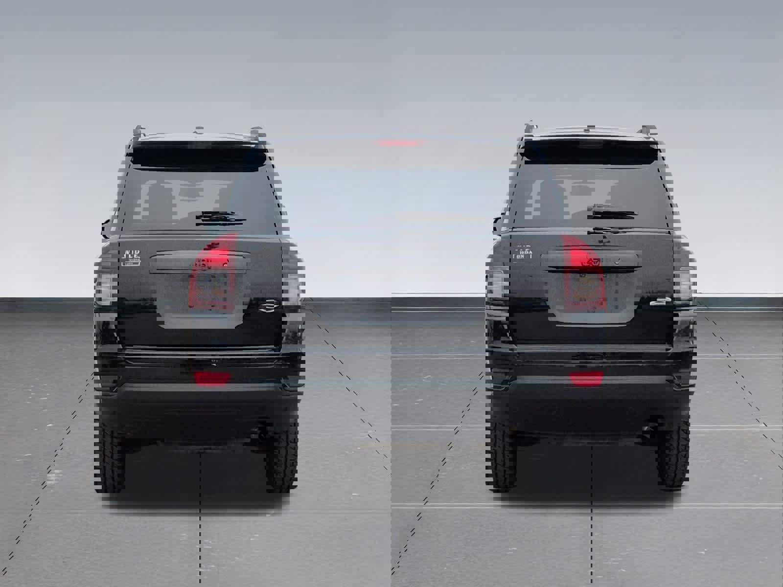 Used 2015 Jeep Compass Sport image 4