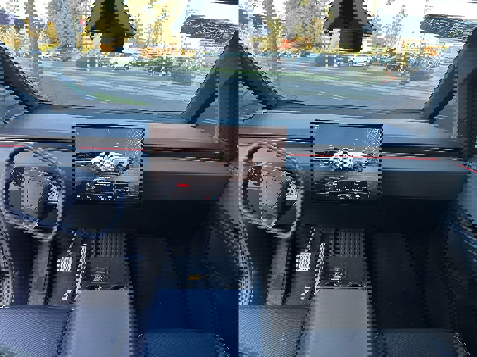 Used 2025 Tesla Cybertruck AWD Crew Cab image 19