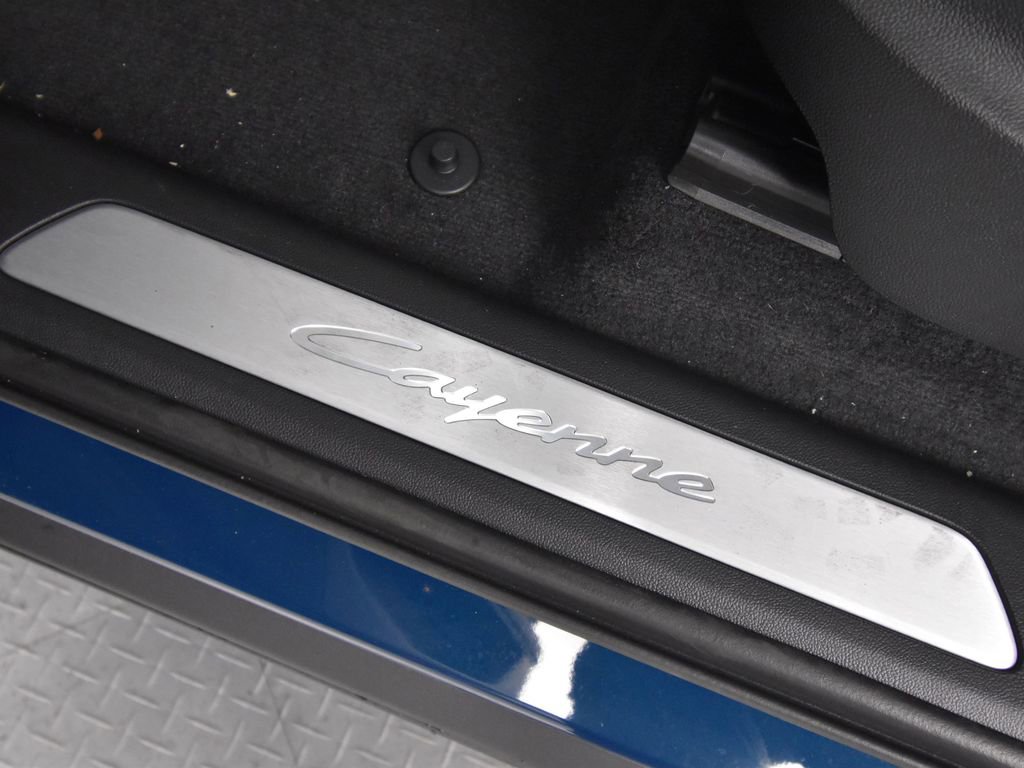 New 2026 Porsche Cayenne image 17