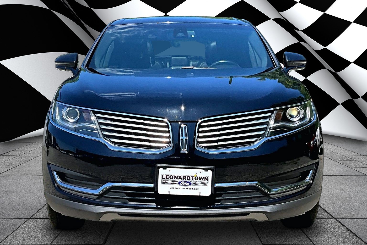 Used 2016 Lincoln MKX Reserve w/ Climate Package AWD/4WD image 3