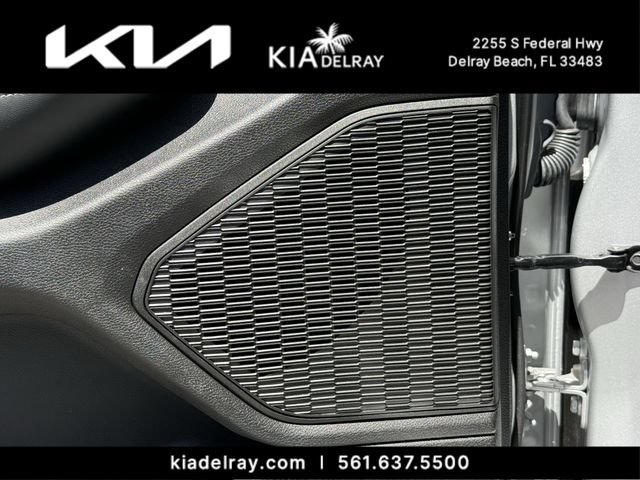 Used 2025 Jeep Grand Cherokee Laredo X w/ Luxury Tech Group I RWD image 17
