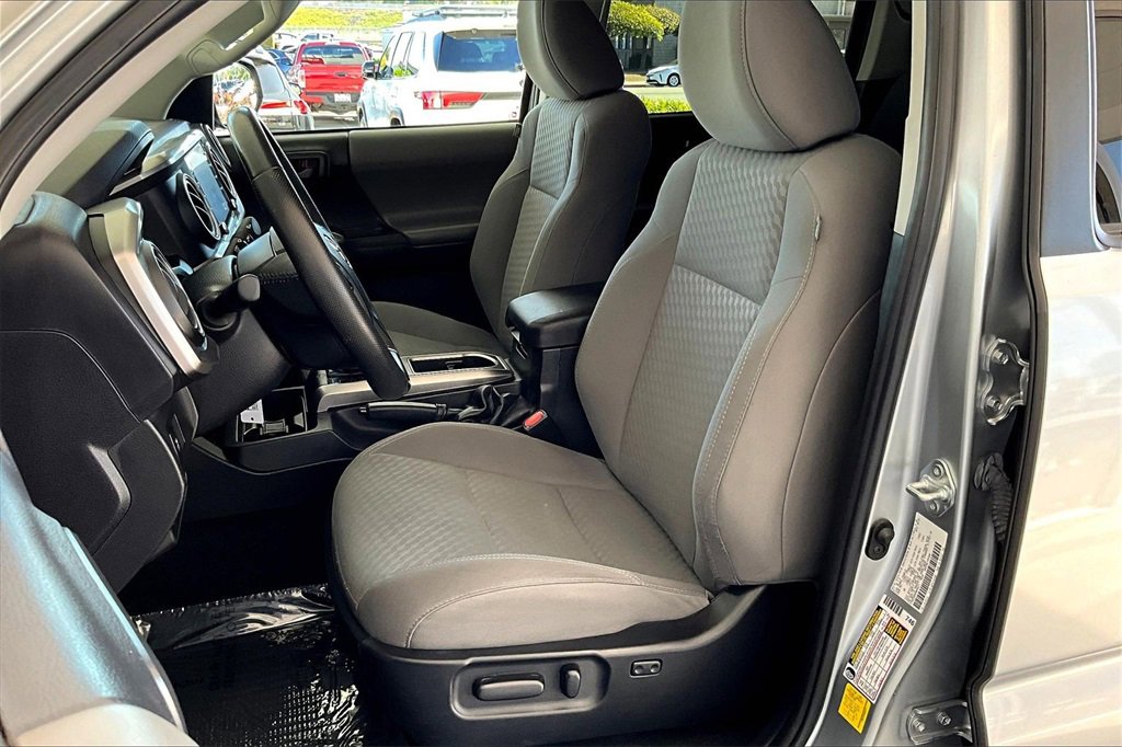 Used 2022 Toyota Tacoma SR5 image 22