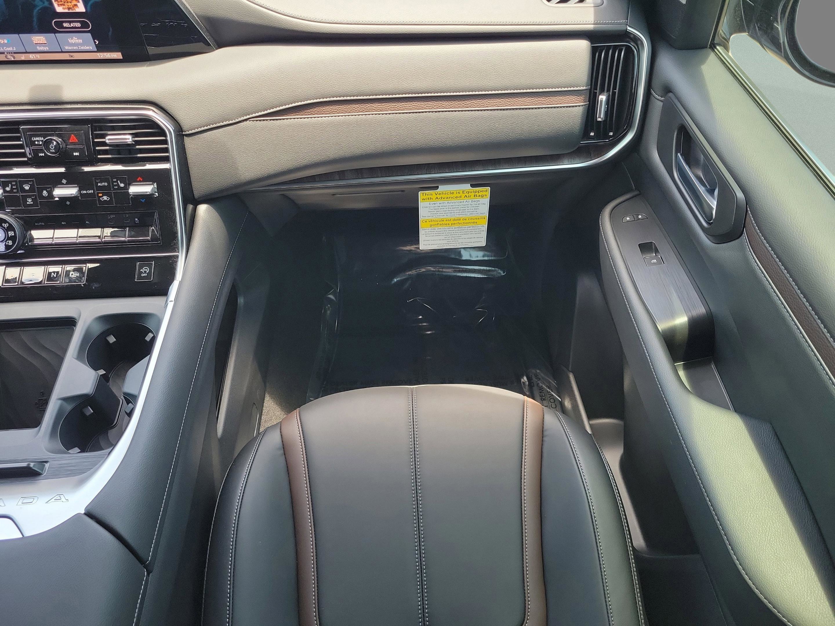 New 2025 Nissan Armada SL w/ Captain's Chari Seat Package image 21