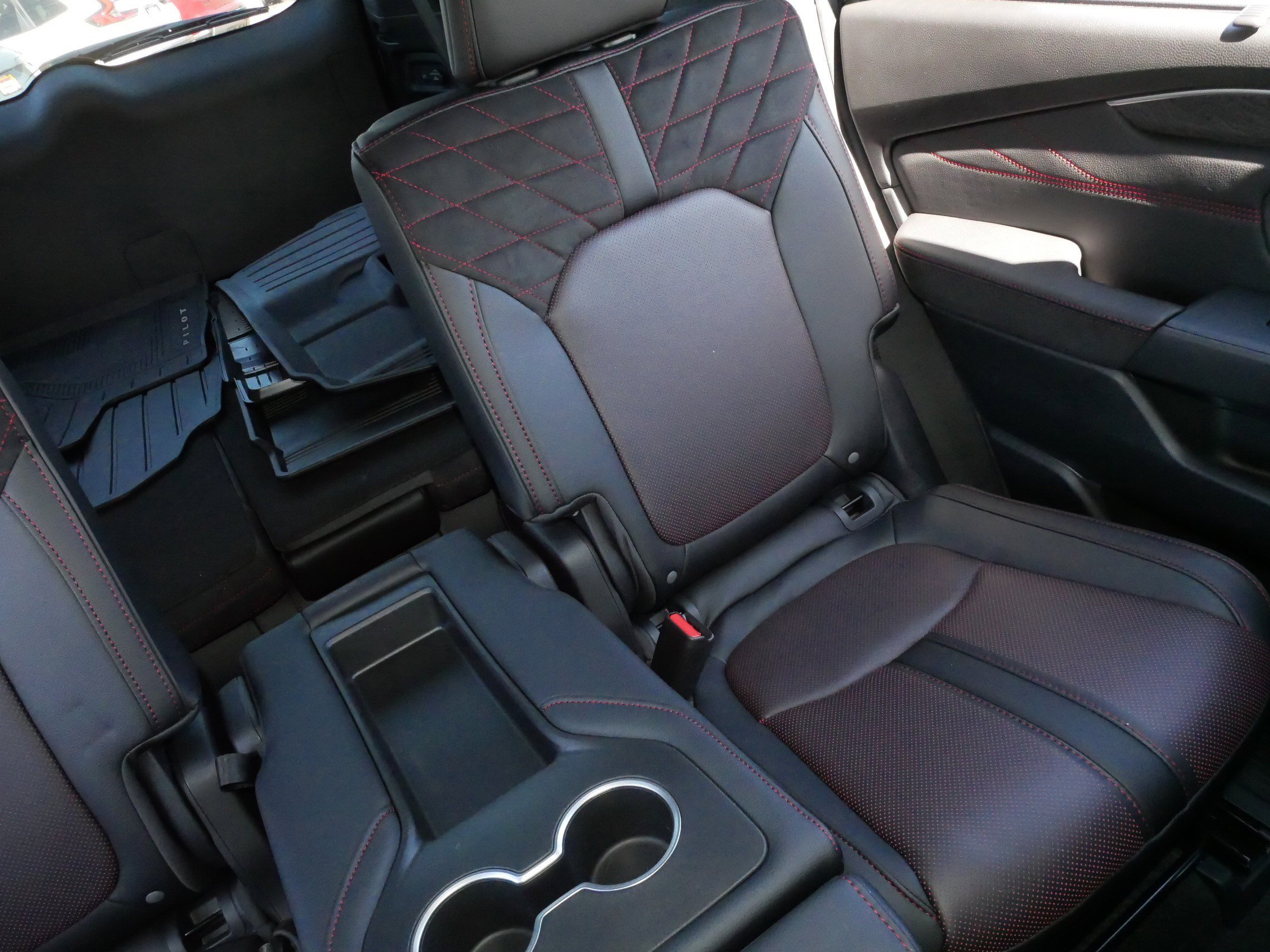 Certified 2026 Honda Pilot Black Edition image 14